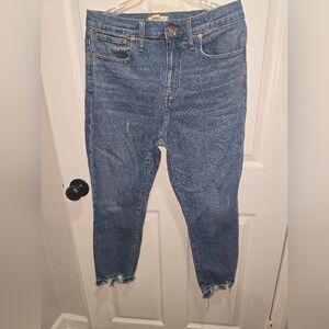 Madewell Distressed Cropped Ankle Jeans in Medium Blue